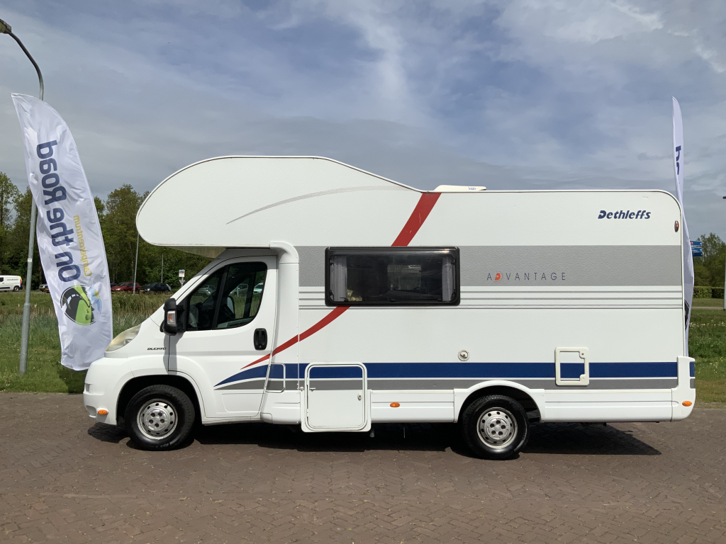 Detlheffs A 5881 Fiat 2.3 130 PS, Alkoven, Etagenbett, 5 Sitzpl&auml;tze und 6 Schlafpl&auml;tze, Hat Gebrauchsspuren, Bj. 2007 Camper Zentrum on the road Foto: 27