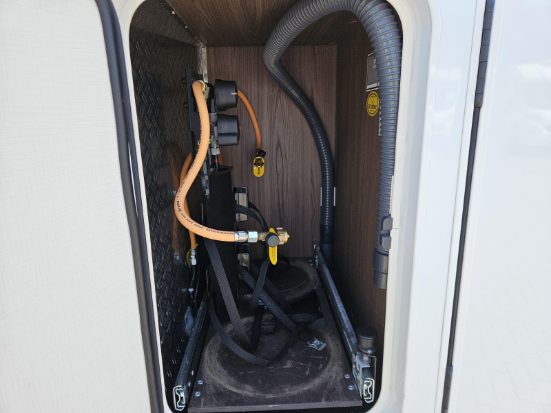 Hymer B674 SL foto: 21