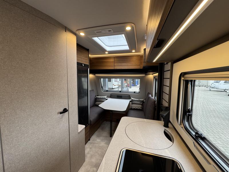 Eriba Novaline 442  foto: 9