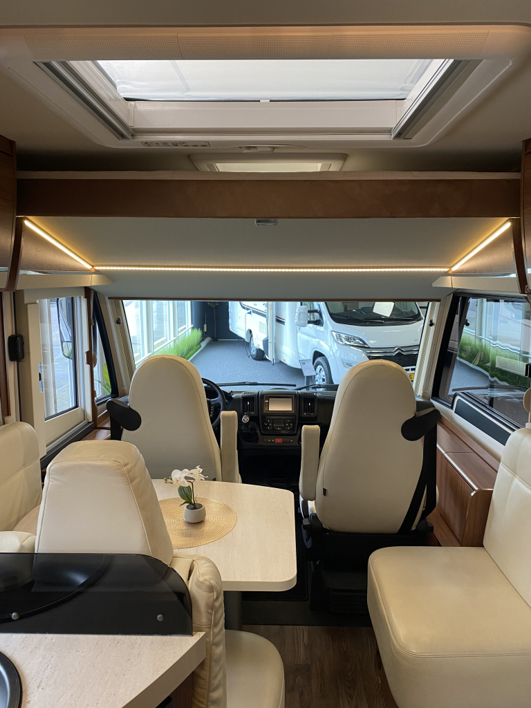 EURA MOBIL IL 720 QB Foto: 9