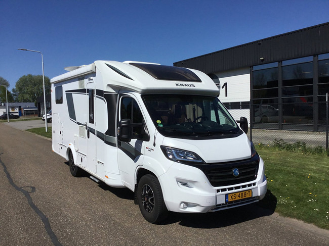 Knaus R22 700 MEG PLATINUM AUTOMAAT, LEVEL, 25.000KM foto: 0