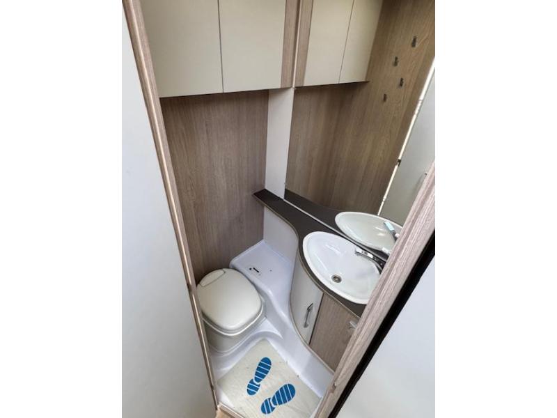 Bürstner Premio Plus 510 Opruiming voorraad  foto: 8