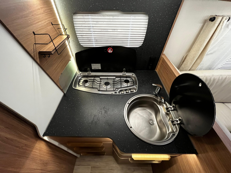 Pilote P 726 P Camper 5 persons photo: 8