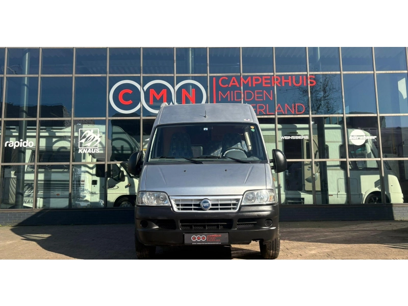 Adria Twin 560 560,Vastbed,Airco  foto: 2
