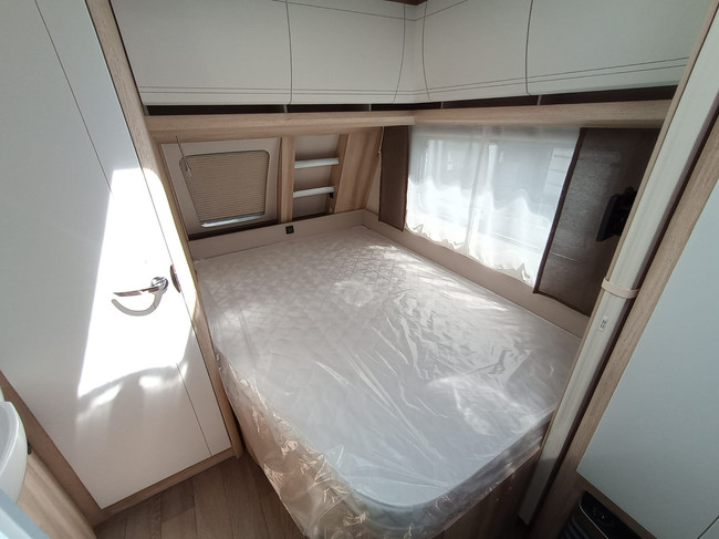 Hobby De Luxe 460 UFe photo: 14