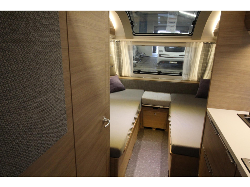 Adria Adora 472 LU Thule1200,Mover,Fietsenre foto: 8
