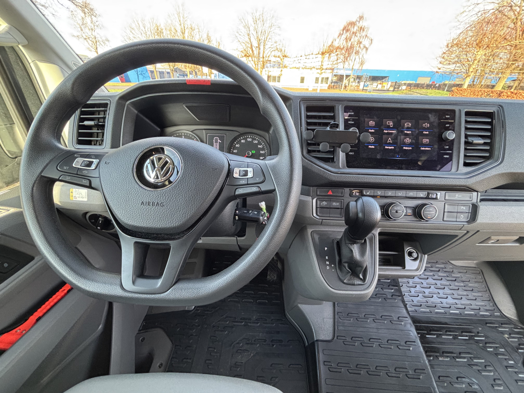 VOLKSWAGEN CRAFTER photo: 13