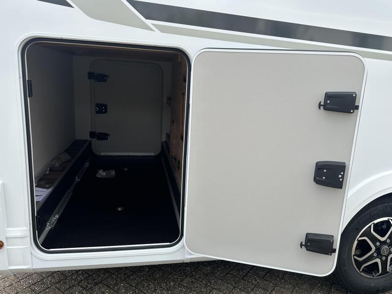 Weinsberg CaraSuite 700 ME 5p,Maxi,Ensuite bad 0256  foto: 17