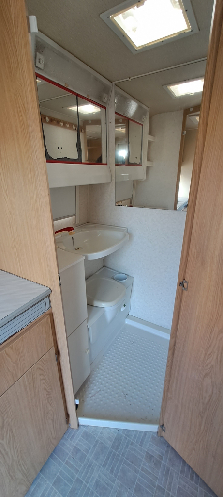 CHATEAU LaCar, Met Voortent! foto: 15