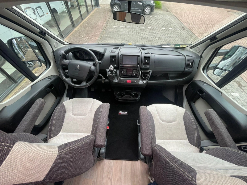 Weinsberg CaraCompact Pepper 600 MEG Edition Enkele Bedden 18  foto: 9