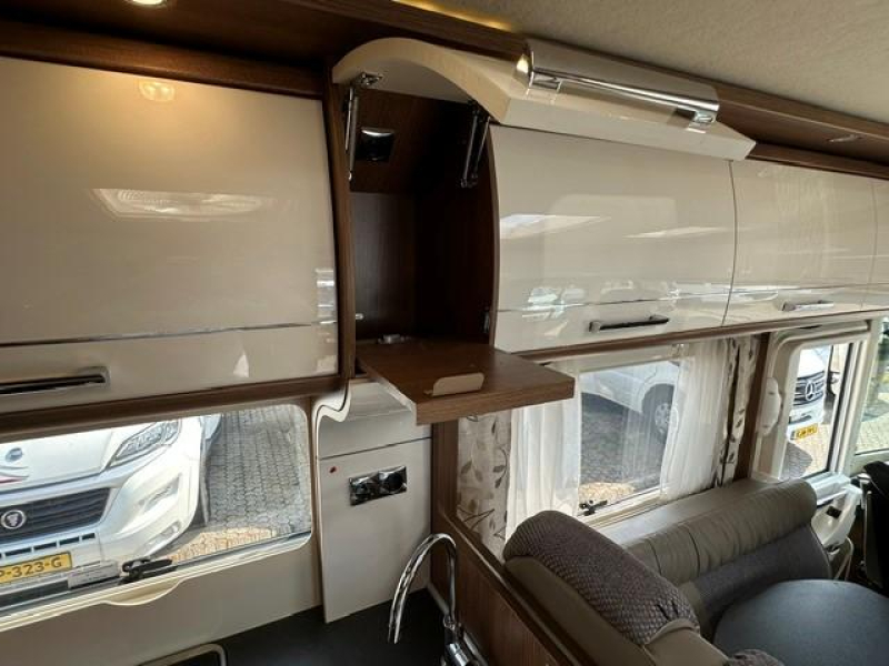 Carthago C-Tourer I 149 GÉÉN HEFBED LEVELSYSTEEM  foto: 10
