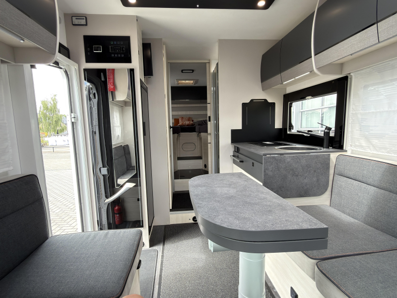Chausson Titanium Ultimate 777 Nivelliersystem | Vollgepackt Foto: 11