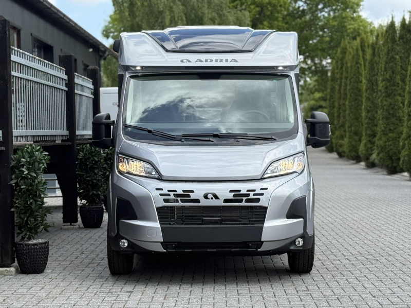 Adria Compact Supreme DL Face-to-face - Autom&aacute;tico foto: 8