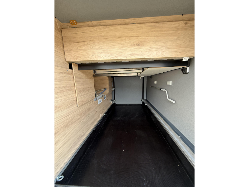 Dethleffs Just Camp T 7052 DBM Automaat/Fiat 8  foto: 9