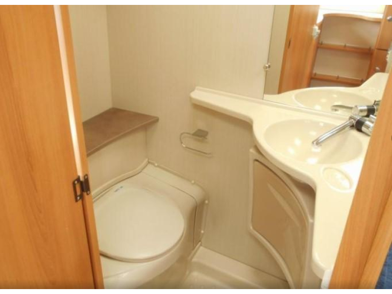 Caravelair Antares 465 Querbett / Markise. Foto: 12