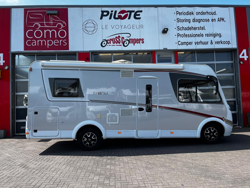 Dethleffs Trend 6757 Camper, Integrated 4 pers photo: 3