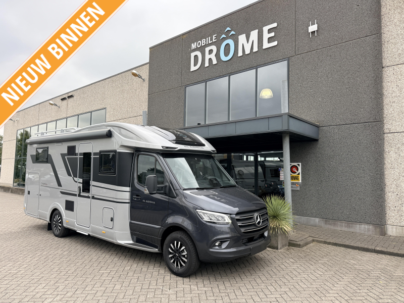 Adria Coral MB Supreme 670 DL  foto: 0