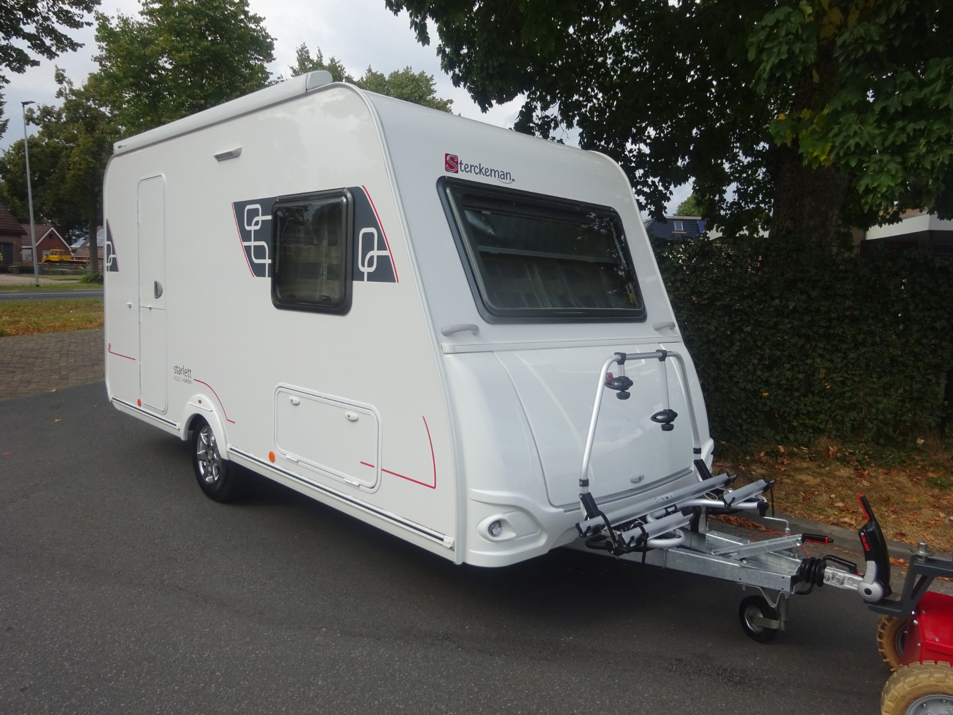 Sterckeman Starlett 420 Comfort Met Vaste Luifel foto: 1