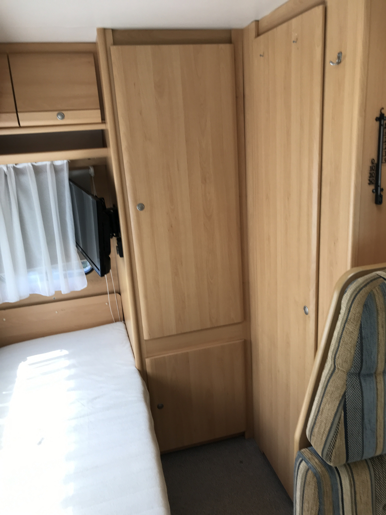 Dethleffs A 5420 &ndash; 5 couchages &ndash; Nouveau contr&ocirc;le technique - photo : 8