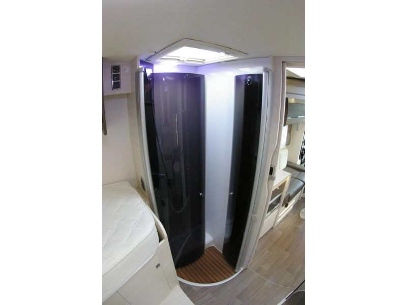 Chausson Welcome 747 GA Enkele bedden, Hefbed.  foto: 21