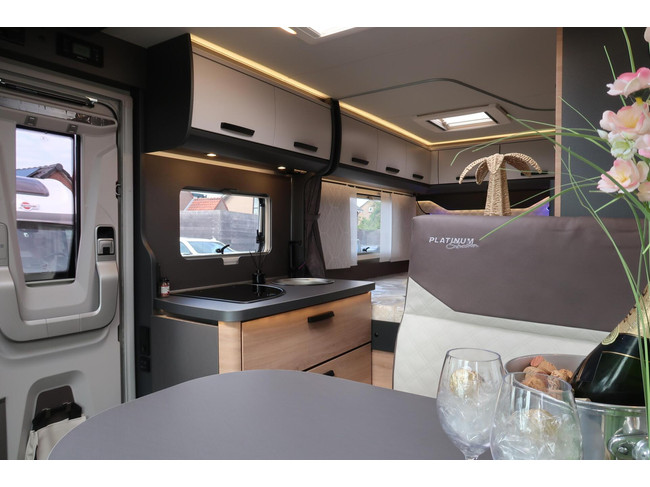 Knaus 2026|Live Ti 590MF|NIEUW|Platinum|ZEER COMPLEET! DIRECT LEVERBAAR! Knaus 2027 Live Ti590MF|NIEUW|Platinum|ZEER COMPLEET! DIRECT foto: 4