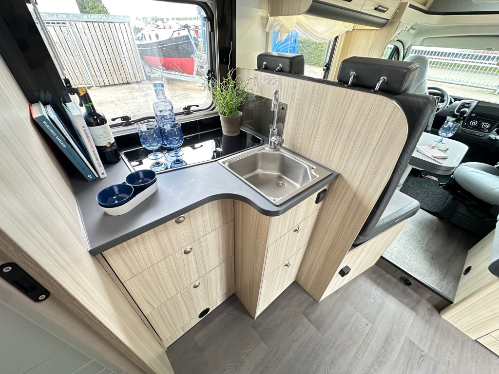 SUN LIVING S-SERIES S 75SC foto: 8