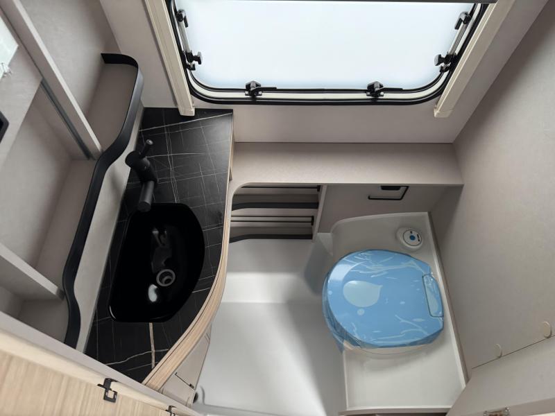 Eriba Touring 630 Urban uitvoering  foto: 6