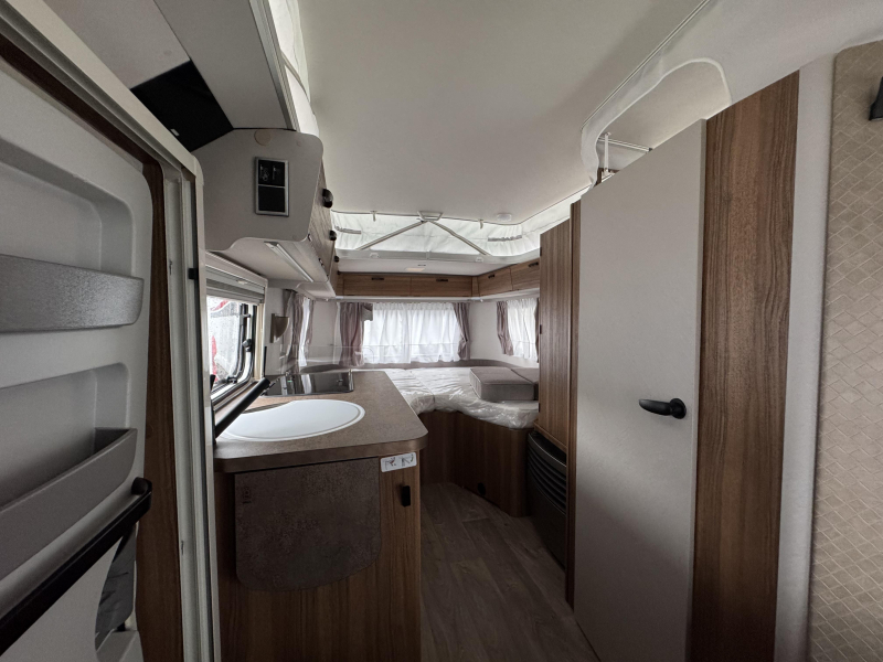 Eriba Touring 542 Foto: 1