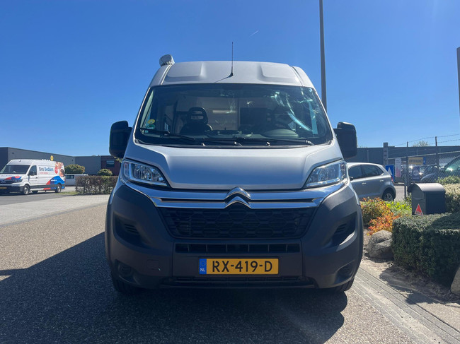 Citroën Jumper 35 2.2 HDI | Buscamper | Camera | Cruise | Luifel | Trekhaak | Bearlock | Pilotenstoelen | 2 Enkele bedden | Webasto Standkachel foto: 1