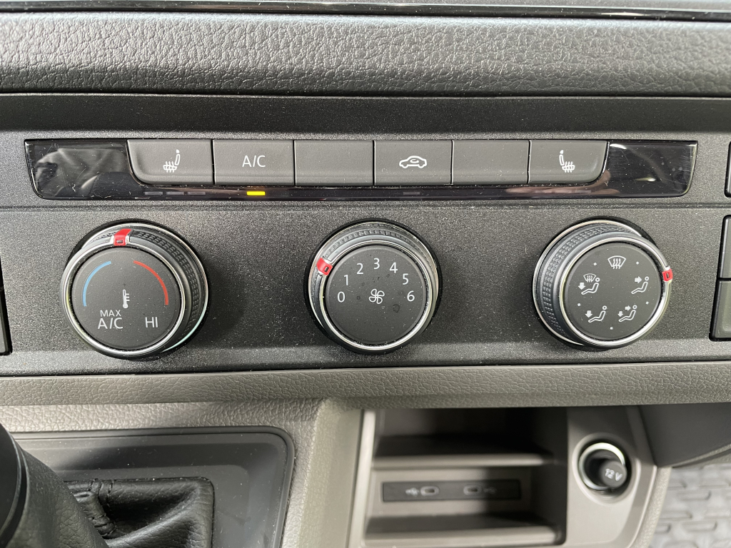 VOLKSWAGEN CRAFTER foto: 11