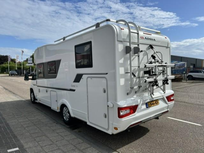 Adria Coral Axess 670 SL foto: 2