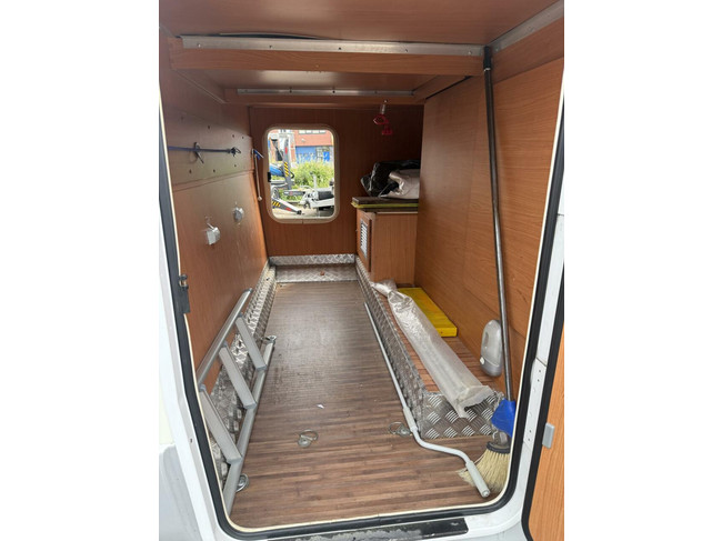 Maesss Sunline T665 nieuwstaat lengtebedden foto: 17