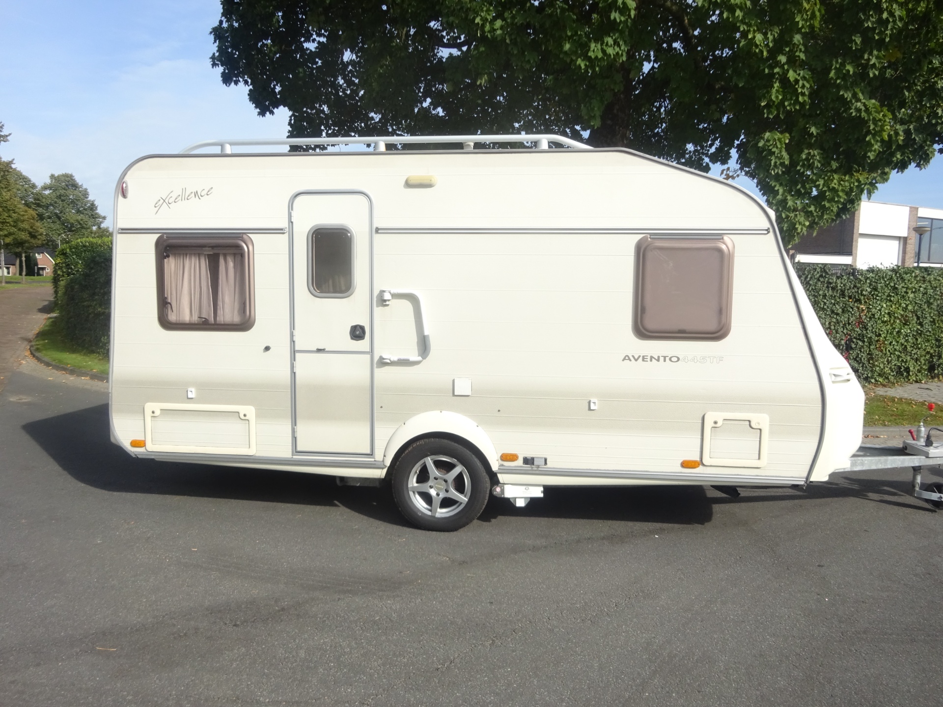 Avento Excellence 445 Frans Bed + Nieuwe Mover