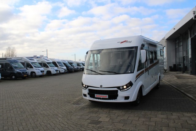 Robusta Carthago Integral Malibu I 460 LE Fiat AUTOM&Aacute;TICA 180 CV camas individuales y cama abatible ( 118 foto: 5