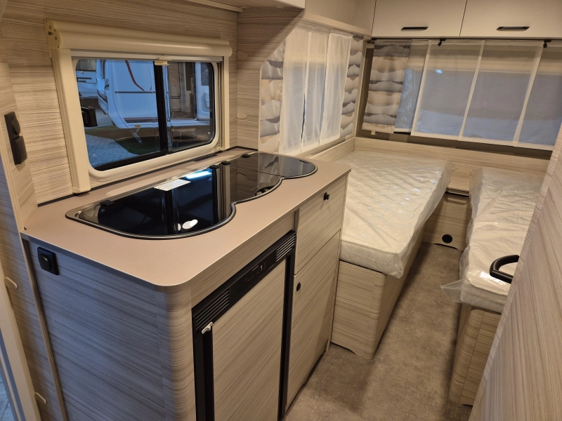 Dethleffs C'Joy Active 460 LE Tijdelijk uitverkocht  foto: 2