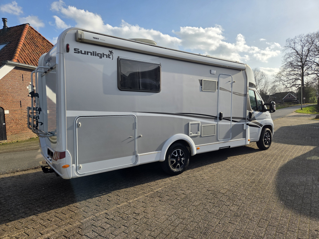 Sunlight T69i 2018 Fiat 150 PS Queensbett Foto: 1