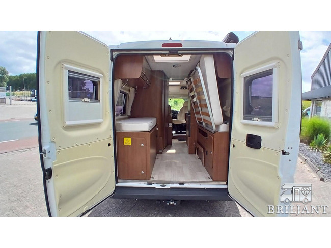 Karmann-Mobil DAVIS 590 autocaravana... cama transversal foto: 7