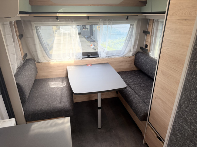 Dethleffs CAMPER 460 EL foto: 6
