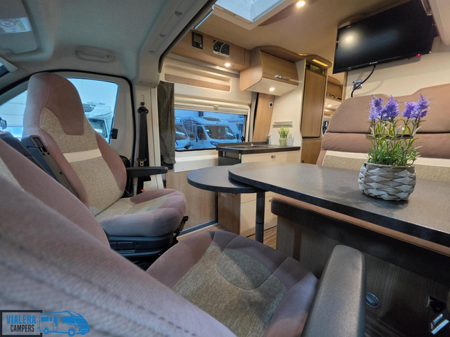 Carthago Malibu Van 600 DB foto: 10