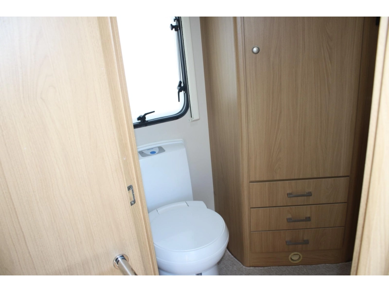 Elddis Odyssey 462 photo: 11