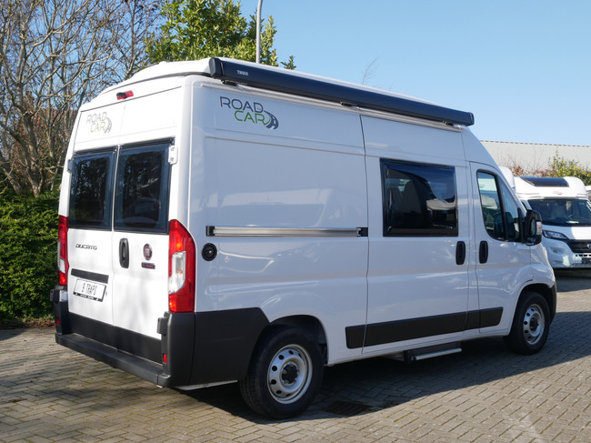 RoadCar (Pössl Groep) R540, 9-Traps Automaat, 540 Buscamper, Slaaphefdak foto: 23