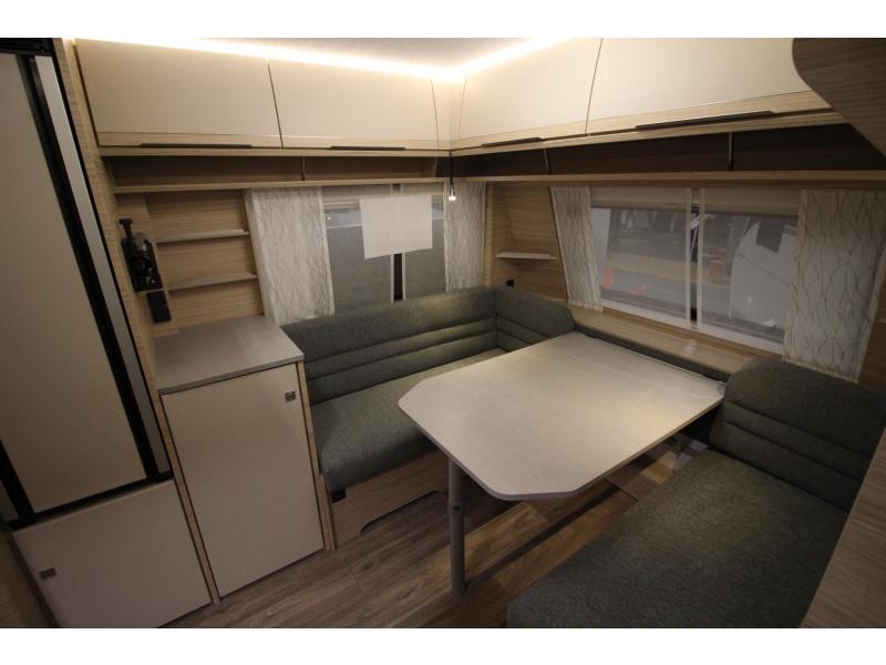 Fendt Bianco Activ 515 SGE Model 2026  foto: 6