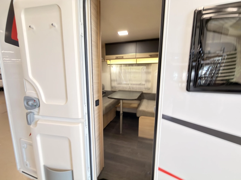 Sterckeman Easy Comfort 390 CP +mover+hordeur+1200kg  foto: 4