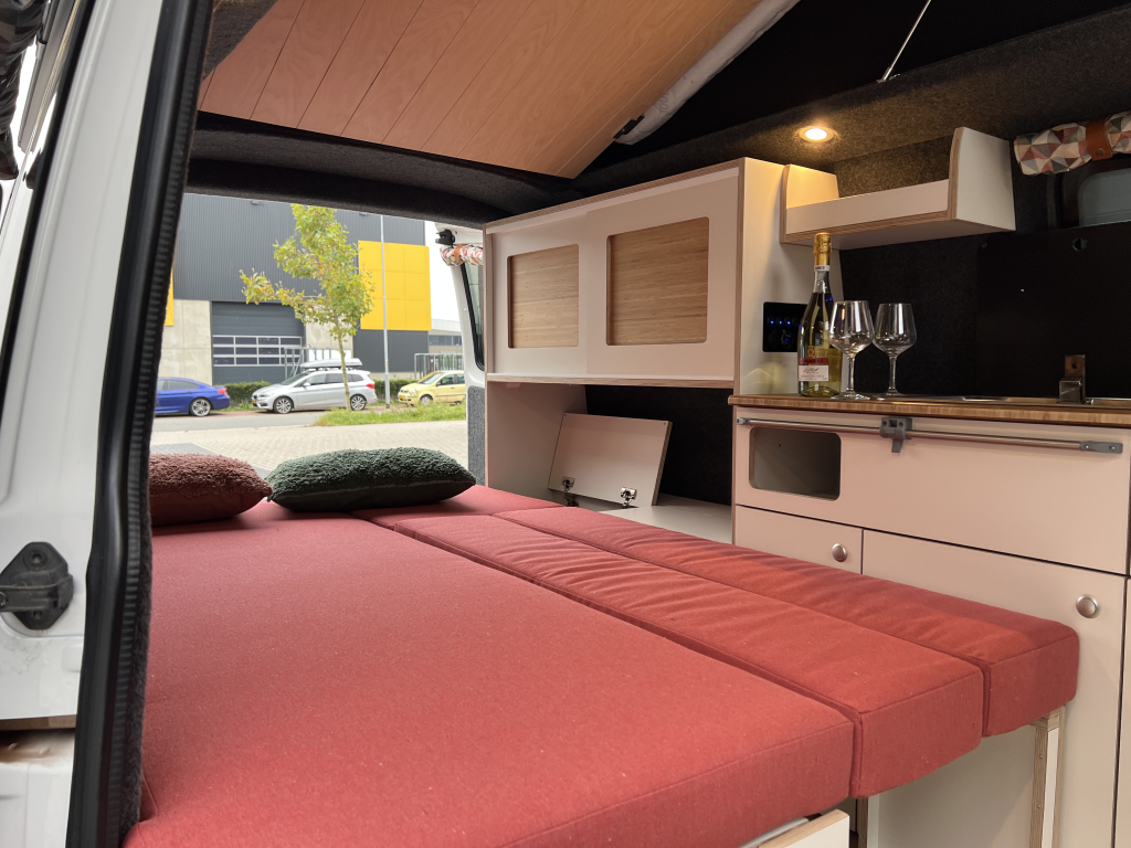 Volkswagen T6 2018 Zweifarbig Foto: 20