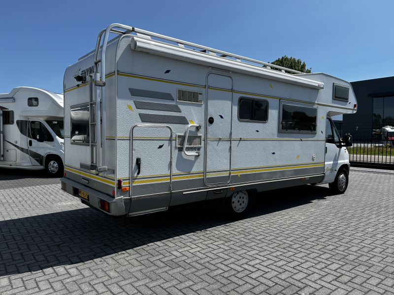 Hymer Swing 684 Stapelbed/INRUILKOOPJE!  foto: 2
