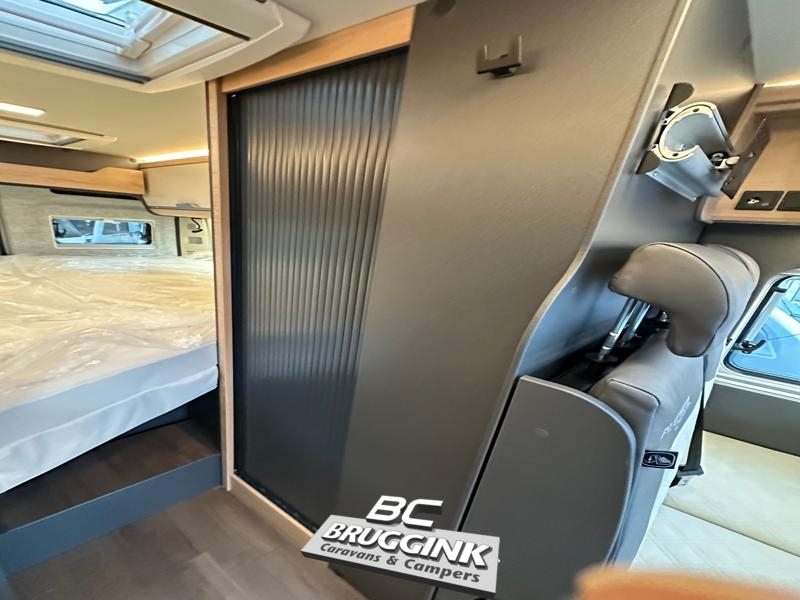 Knaus Boxlife 600 ME ENKEL BED 6MTR AUTOMAAT  foto: 11