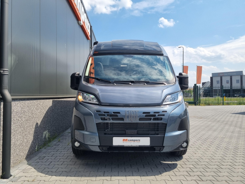 Clever Runner 640 Skyroof 180HP Busbiker photo: 7