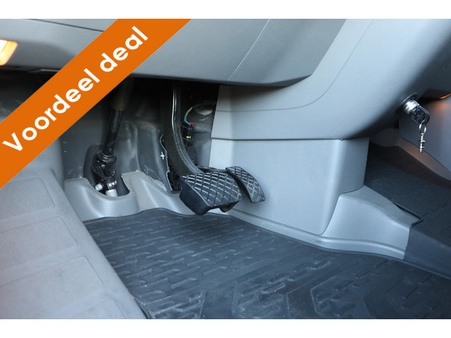 Volkswagen Grand California 600 December deal nu met € 5000,- korting Prijs is inclusief voorraadvoordeel van € 5000,- foto: 20