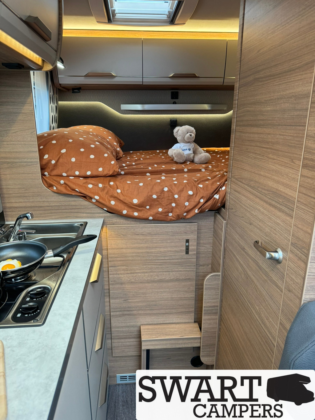 Knaus Tourer Van 500 MQ Vansation, T6 Cama transversal Autom&aacute;tico 150 CV foto: 17