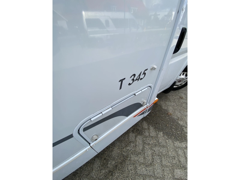 Carado T 345 teilintegriertes Wohnmobil Foto: 6